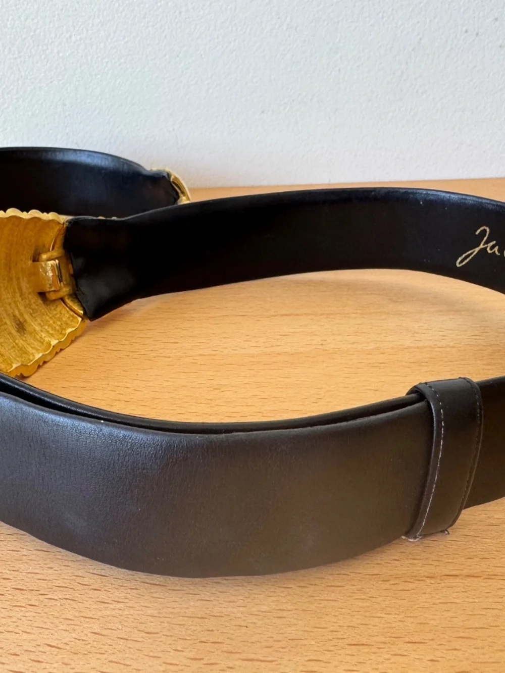Vintage Judith Leiber Wide Black Leather Belt Ribbed Gold Tone Hinged Adjustable